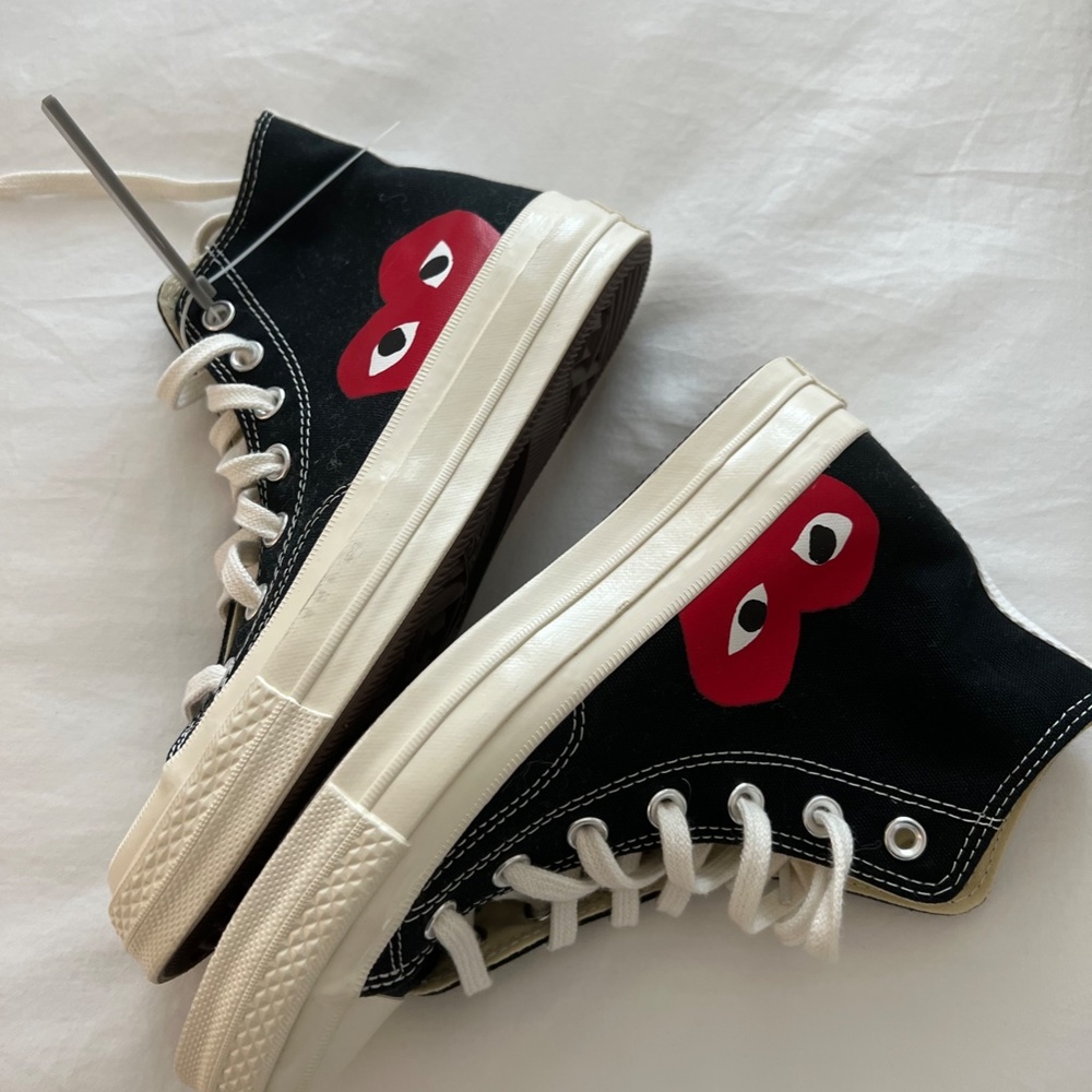 NEW W TAGS- Converse Large Emblem High Top Canvas Sneakers